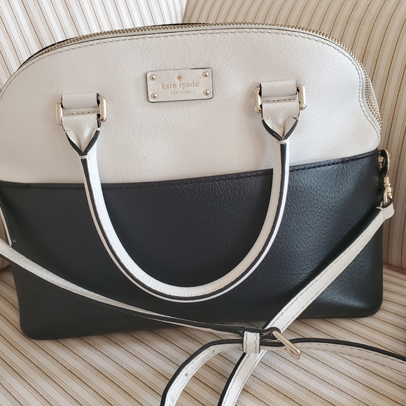 Kate Spade Grove Street Carli Purse - Picture 2 of 11